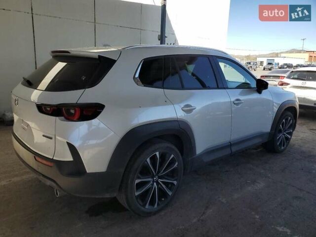 Белый Мазда CX-50, объемом двигателя 2.49 л и пробегом 65 тыс. км за 9200 $, фото 2 на Automoto.ua