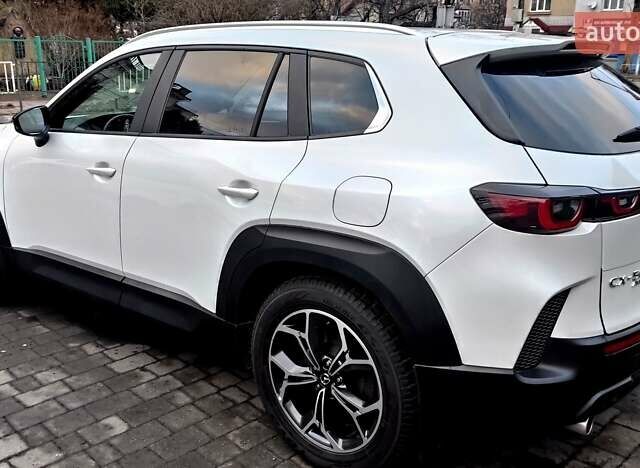Белый Мазда CX-50, объемом двигателя 2.49 л и пробегом 27 тыс. км за 27800 $, фото 11 на Automoto.ua