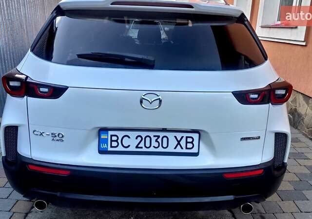 Белый Мазда CX-50, объемом двигателя 2.49 л и пробегом 27 тыс. км за 27800 $, фото 7 на Automoto.ua