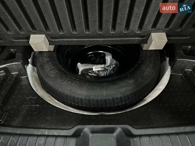 Белый Мазда CX-50, объемом двигателя 2.5 л и пробегом 49 тыс. км за 25999 $, фото 22 на Automoto.ua