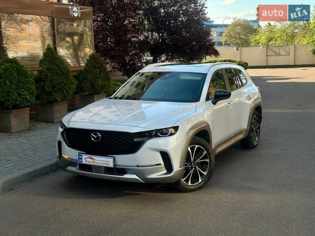 Белый Мазда CX-50, объемом двигателя 2.49 л и пробегом 9 тыс. км за 25800 $, фото 2 на Automoto.ua