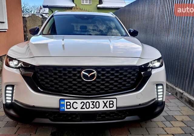 Белый Мазда CX-50, объемом двигателя 2.49 л и пробегом 27 тыс. км за 27800 $, фото 2 на Automoto.ua