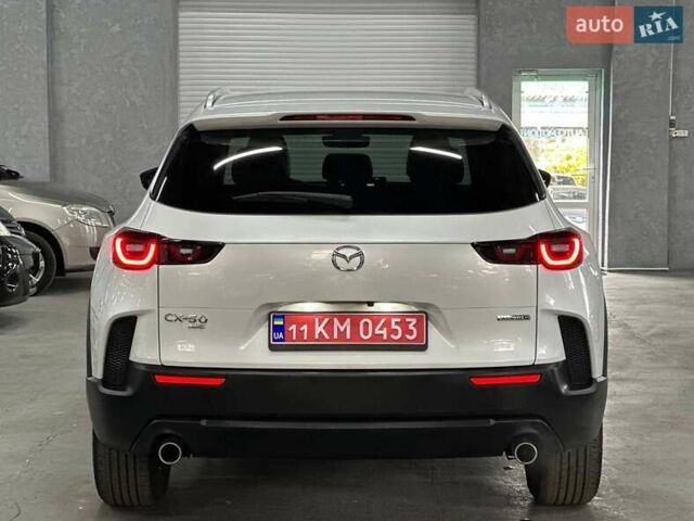 Белый Мазда CX-50, объемом двигателя 2.5 л и пробегом 49 тыс. км за 25999 $, фото 5 на Automoto.ua