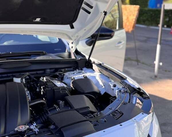 Белый Мазда CX-50, объемом двигателя 2.49 л и пробегом 5 тыс. км за 25400 $, фото 35 на Automoto.ua