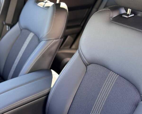 Белый Мазда CX-50, объемом двигателя 2.49 л и пробегом 5 тыс. км за 25400 $, фото 29 на Automoto.ua