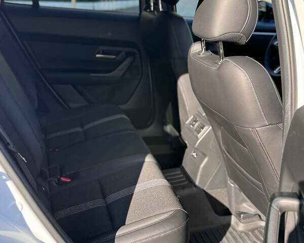 Белый Мазда CX-50, объемом двигателя 2.49 л и пробегом 5 тыс. км за 25400 $, фото 36 на Automoto.ua