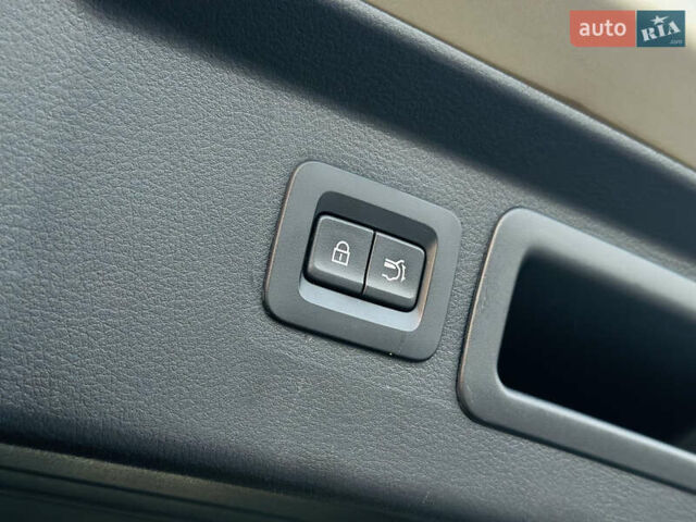 Бежевый Мазда CX-50, объемом двигателя 2.49 л и пробегом 49 тыс. км за 33500 $, фото 12 на Automoto.ua