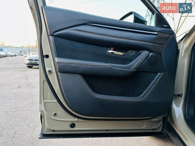 Бежевый Мазда CX-50, объемом двигателя 2.49 л и пробегом 49 тыс. км за 33500 $, фото 16 на Automoto.ua