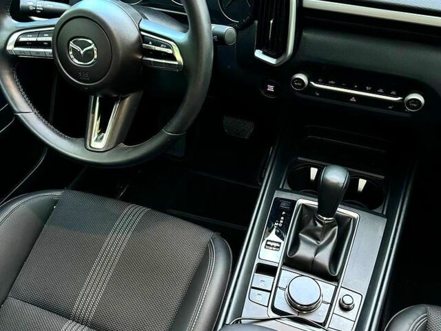 Чорний Мазда CX-50, об'ємом двигуна 2.5 л та пробігом 41 тис. км за 28200 $, фото 4 на Automoto.ua