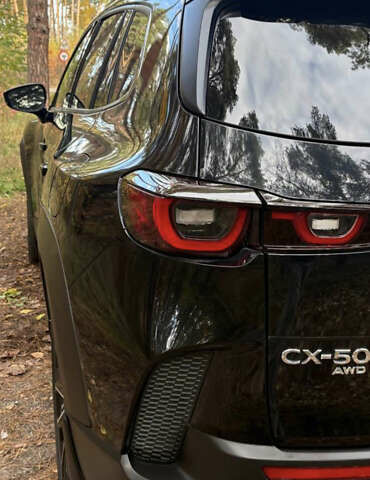 Черный Мазда CX-50, объемом двигателя 2.49 л и пробегом 45 тыс. км за 29550 $, фото 4 на Automoto.ua