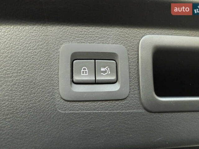 Чорний Мазда CX-50, об'ємом двигуна 2.49 л та пробігом 27 тис. км за 25900 $, фото 27 на Automoto.ua