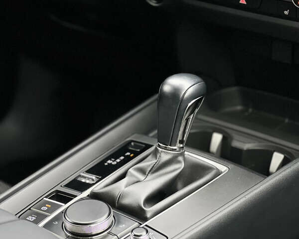 Чорний Мазда CX-50, об'ємом двигуна 2.49 л та пробігом 27 тис. км за 25900 $, фото 19 на Automoto.ua