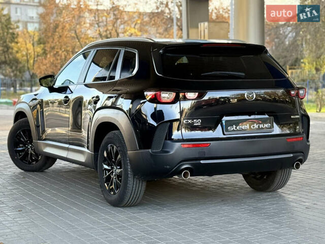 Мазда CX-50 2023 у Миколаєві на Automoto.ua Чорний Мазда CX-50, об'ємом двигуна 2.49 л та пробігом 26 тис. км за 25999 $, фото 5 на Automoto.ua