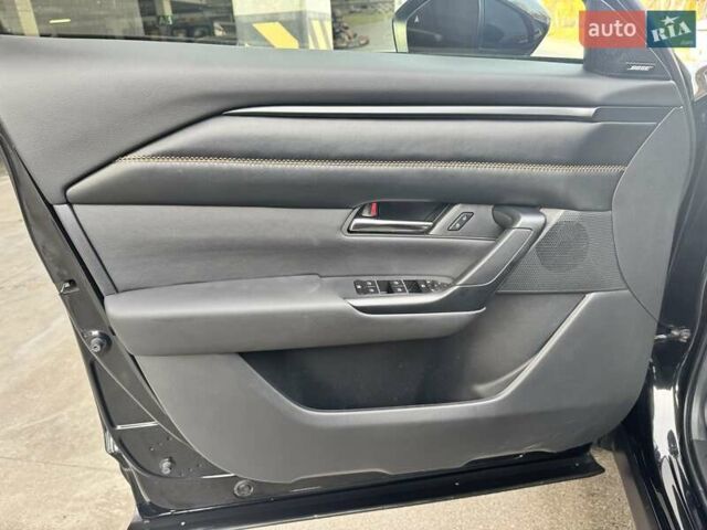 Черный Мазда CX-50, объемом двигателя 2.49 л и пробегом 28 тыс. км за 28500 $, фото 14 на Automoto.ua