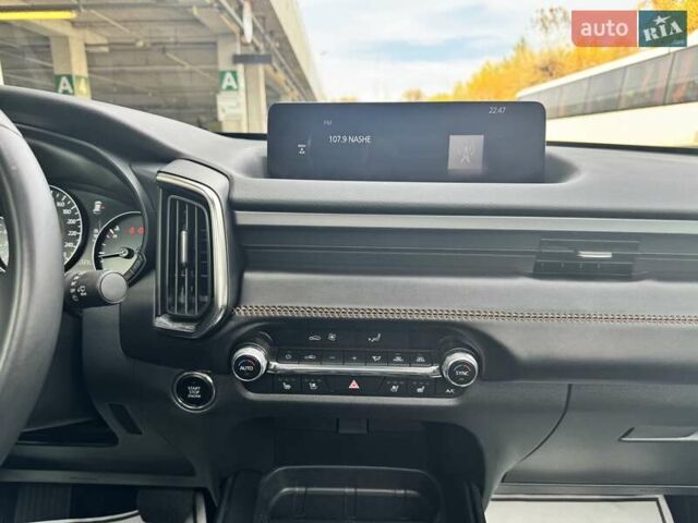 Черный Мазда CX-50, объемом двигателя 2.49 л и пробегом 28 тыс. км за 28500 $, фото 17 на Automoto.ua