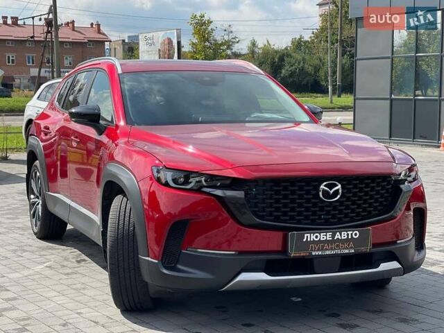 Красный Мазда CX-50, объемом двигателя 2.49 л и пробегом 19 тыс. км за 28700 $, фото 2 на Automoto.ua