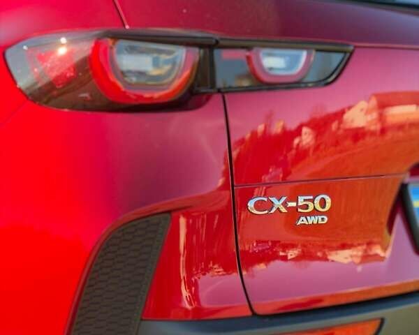 Красный Мазда CX-50, объемом двигателя 2.49 л и пробегом 19 тыс. км за 25500 $, фото 75 на Automoto.ua