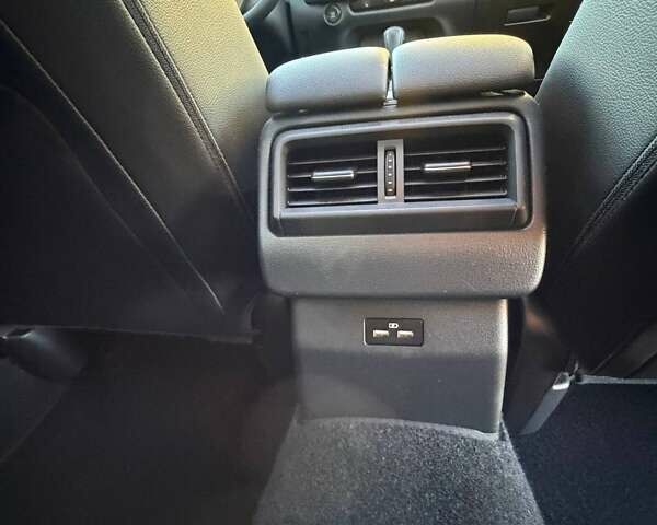 Красный Мазда CX-50, объемом двигателя 2.49 л и пробегом 19 тыс. км за 25500 $, фото 62 на Automoto.ua