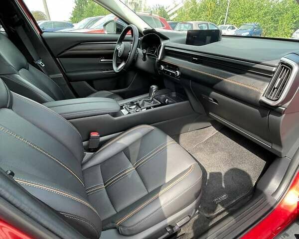 Красный Мазда CX-50, объемом двигателя 2.49 л и пробегом 19 тыс. км за 28700 $, фото 28 на Automoto.ua