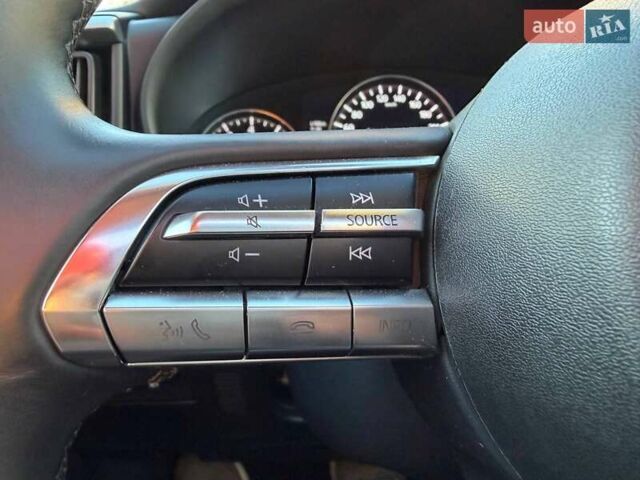 Красный Мазда CX-50, объемом двигателя 2.49 л и пробегом 19 тыс. км за 25500 $, фото 58 на Automoto.ua