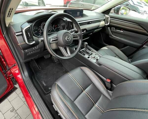 Красный Мазда CX-50, объемом двигателя 2.49 л и пробегом 19 тыс. км за 28700 $, фото 13 на Automoto.ua