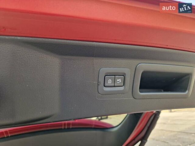 Красный Мазда CX-50, объемом двигателя 2.5 л и пробегом 32 тыс. км за 24999 $, фото 32 на Automoto.ua