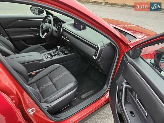 Червоний Мазда CX-50, об'ємом двигуна 2.49 л та пробігом 50 тис. км за 24999 $, фото 34 на Automoto.ua