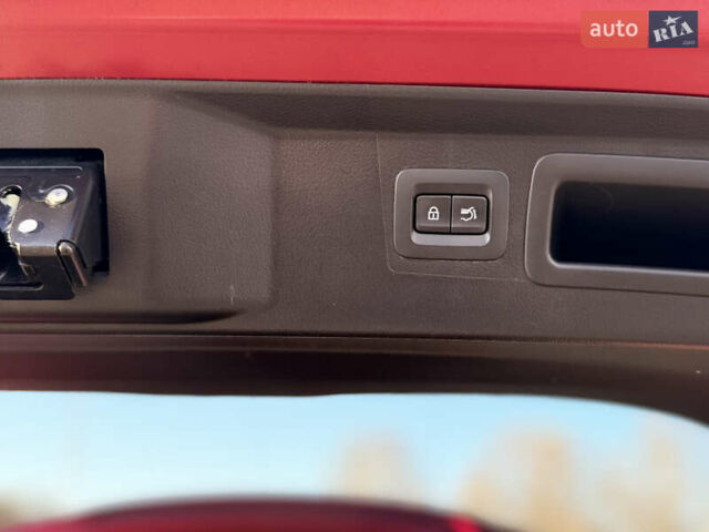 Червоний Мазда CX-50, об'ємом двигуна 2.49 л та пробігом 69 тис. км за 22999 $, фото 30 на Automoto.ua