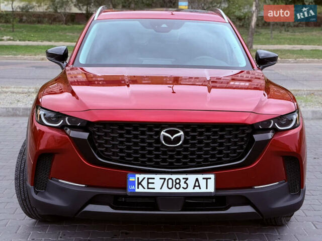 Красный Мазда CX-50, объемом двигателя 2.49 л и пробегом 70 тыс. км за 23299 $, фото 3 на Automoto.ua
