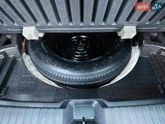 Червоний Мазда CX-50, об'ємом двигуна 2.49 л та пробігом 69 тис. км за 23999 $, фото 25 на Automoto.ua