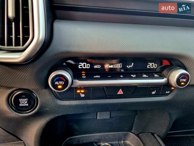 Красный Мазда CX-50, объемом двигателя 2.5 л и пробегом 32 тыс. км за 24999 $, фото 17 на Automoto.ua