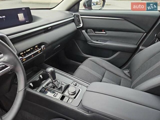 Червоний Мазда CX-50, об'ємом двигуна 2.49 л та пробігом 50 тис. км за 24999 $, фото 26 на Automoto.ua