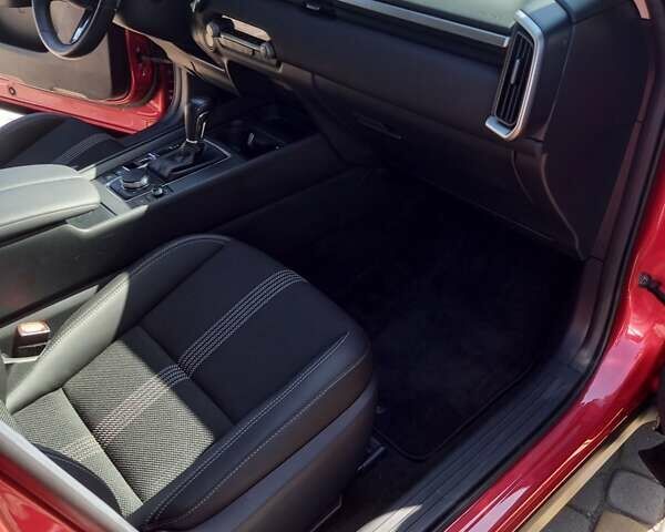 Красный Мазда CX-50, объемом двигателя 2.5 л и пробегом 24 тыс. км за 26200 $, фото 25 на Automoto.ua