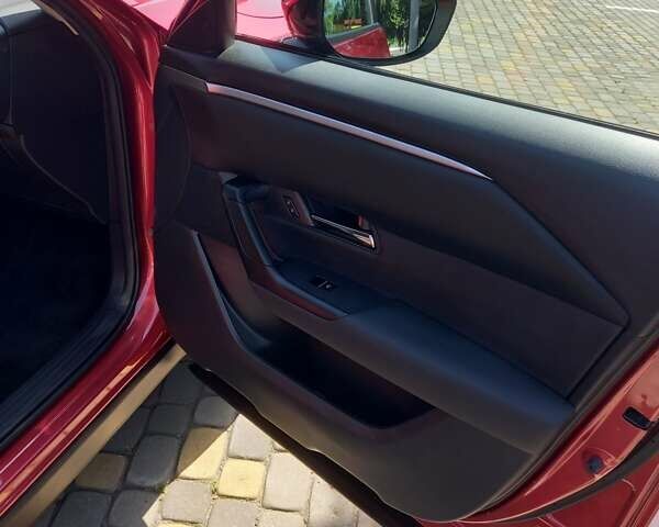Красный Мазда CX-50, объемом двигателя 2.5 л и пробегом 24 тыс. км за 26200 $, фото 18 на Automoto.ua