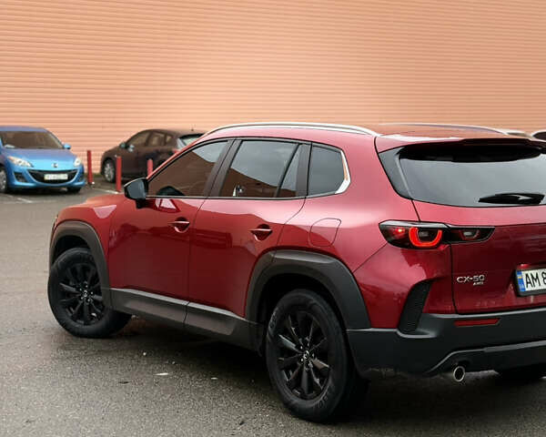 Красный Мазда CX-50, объемом двигателя 2.5 л и пробегом 24 тыс. км за 25900 $, фото 14 на Automoto.ua