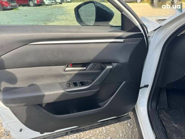 Мазда CX-50, объемом двигателя 2.5 л и пробегом 119 тыс. км за 19900 $, фото 9 на Automoto.ua