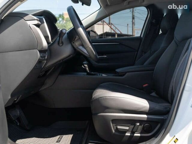 Мазда CX-50, объемом двигателя 2.5 л и пробегом 10 тыс. км за 26800 $, фото 18 на Automoto.ua