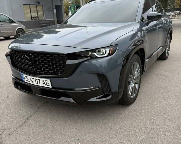 Серый Мазда CX-50, объемом двигателя 2.49 л и пробегом 29 тыс. км за 28500 $, фото 3 на Automoto.ua