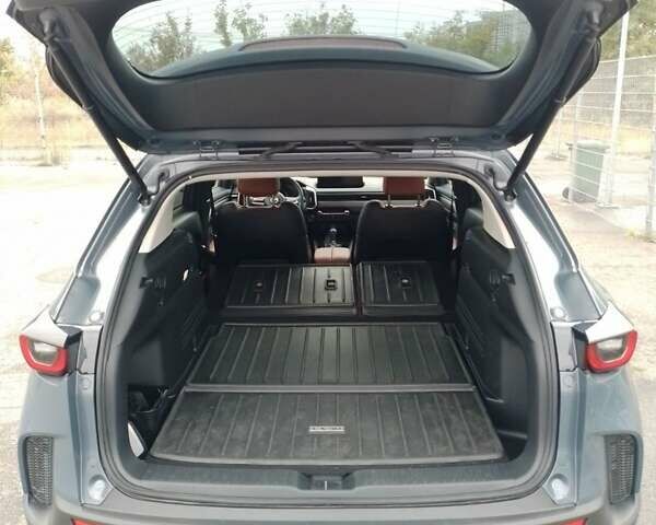 Серый Мазда CX-50, объемом двигателя 2.49 л и пробегом 22 тыс. км за 30500 $, фото 17 на Automoto.ua