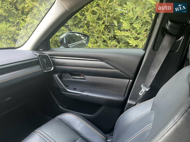Сірий Мазда CX-50, об'ємом двигуна 2.5 л та пробігом 57 тис. км за 26900 $, фото 9 на Automoto.ua