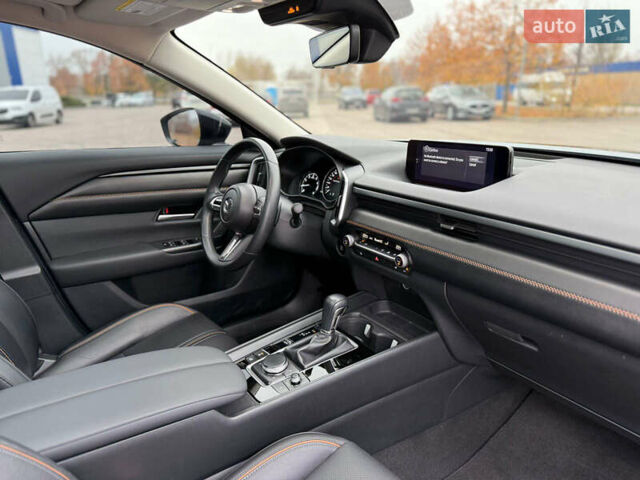 Серый Мазда CX-50, объемом двигателя 2.49 л и пробегом 22 тыс. км за 25300 $, фото 39 на Automoto.ua