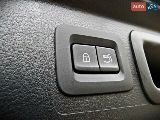 Синий Мазда CX-50, объемом двигателя 2.49 л и пробегом 49 тыс. км за 29950 $, фото 24 на Automoto.ua