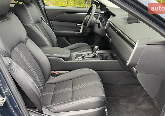 Мазда CX-50 2023 у Києві на Automoto.ua Синій Мазда CX-50, об'ємом двигуна 2.49 л та пробігом 49 тис. км за 26450 $, фото 8 на Automoto.ua