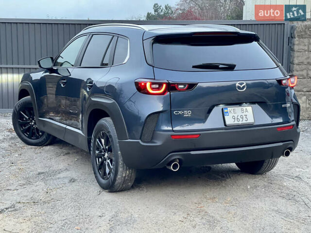 Синий Мазда CX-50, объемом двигателя 2.49 л и пробегом 59 тыс. км за 25300 $, фото 4 на Automoto.ua