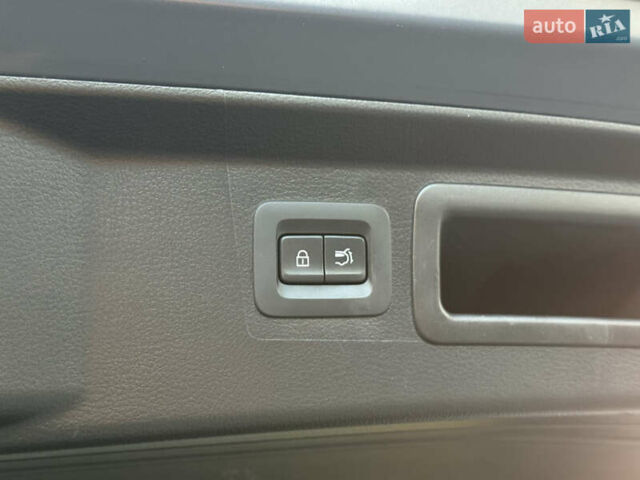 Синій Мазда CX-50, об'ємом двигуна 2.49 л та пробігом 44 тис. км за 25999 $, фото 14 на Automoto.ua