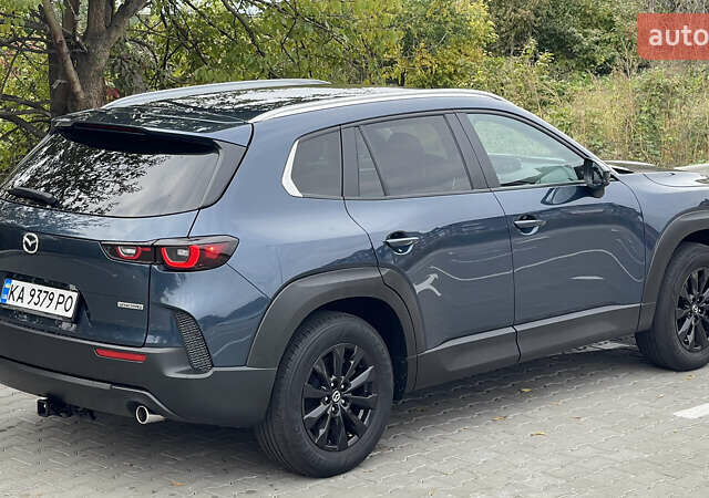 Мазда CX-50 2023 у Києві на Automoto.ua Синій Мазда CX-50, об'ємом двигуна 2.49 л та пробігом 49 тис. км за 26450 $, фото 1 на Automoto.ua