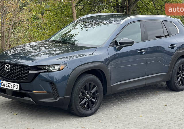 Синий Мазда CX-50, объемом двигателя 2.49 л и пробегом 49 тыс. км за 25600 $, фото 2 на Automoto.ua