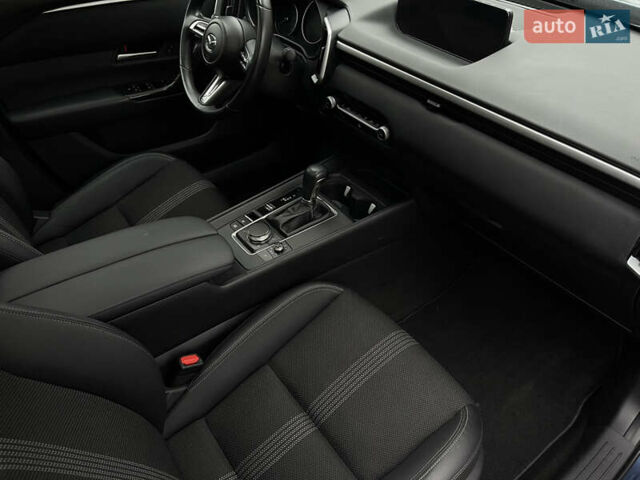 Синий Мазда CX-50, объемом двигателя 2.49 л и пробегом 59 тыс. км за 25300 $, фото 7 на Automoto.ua