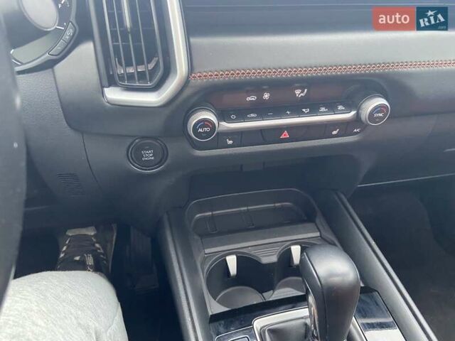 Синій Мазда CX-50, об'ємом двигуна 2.49 л та пробігом 43 тис. км за 27500 $, фото 12 на Automoto.ua