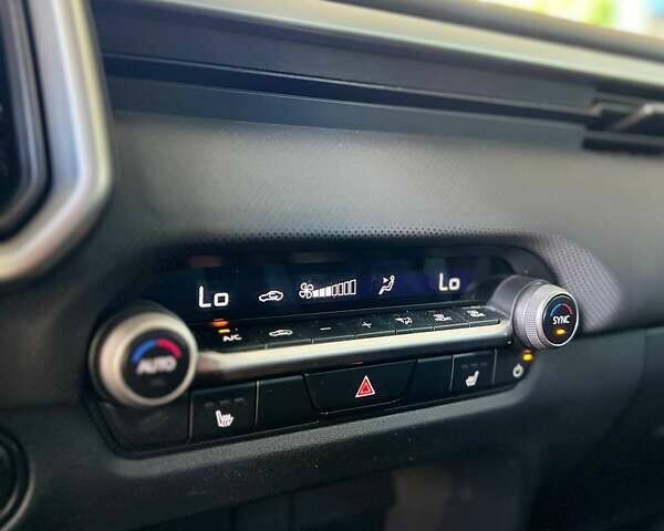 Синій Мазда CX-50, об'ємом двигуна 2.49 л та пробігом 9 тис. км за 26999 $, фото 18 на Automoto.ua